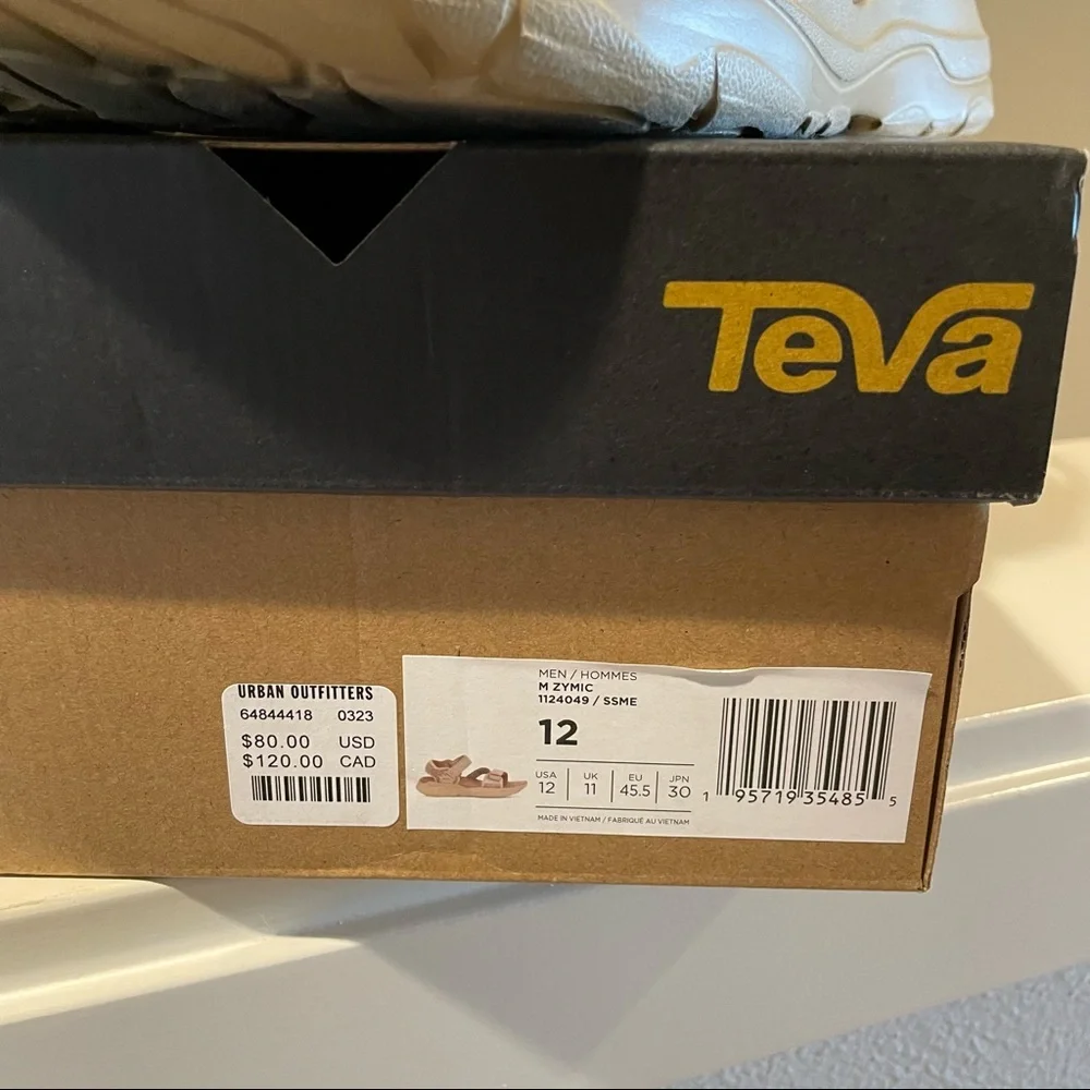 TEVA, Zymic Tan Sandals, Mens 12